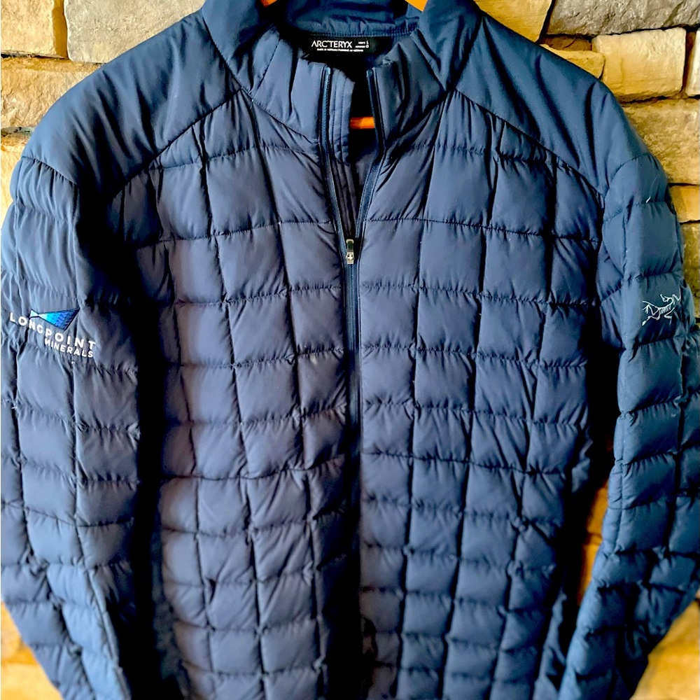 ARC'TERYX Men's Sz L RICO Navy Lightweight Down Jacket - EUC - Corporate Logo